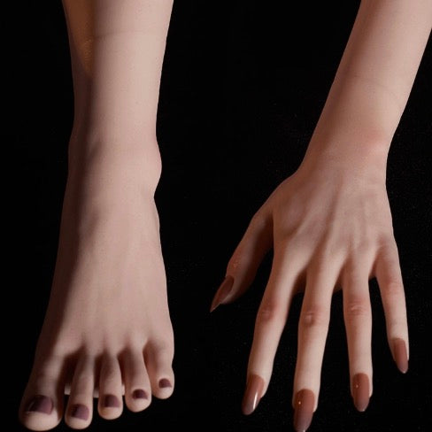 climaxdoll hands and feet