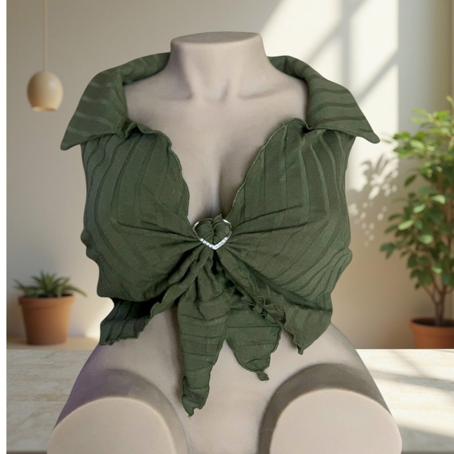 Dark green tie-front crop shirt for Tantaly doll - Concept Beauty