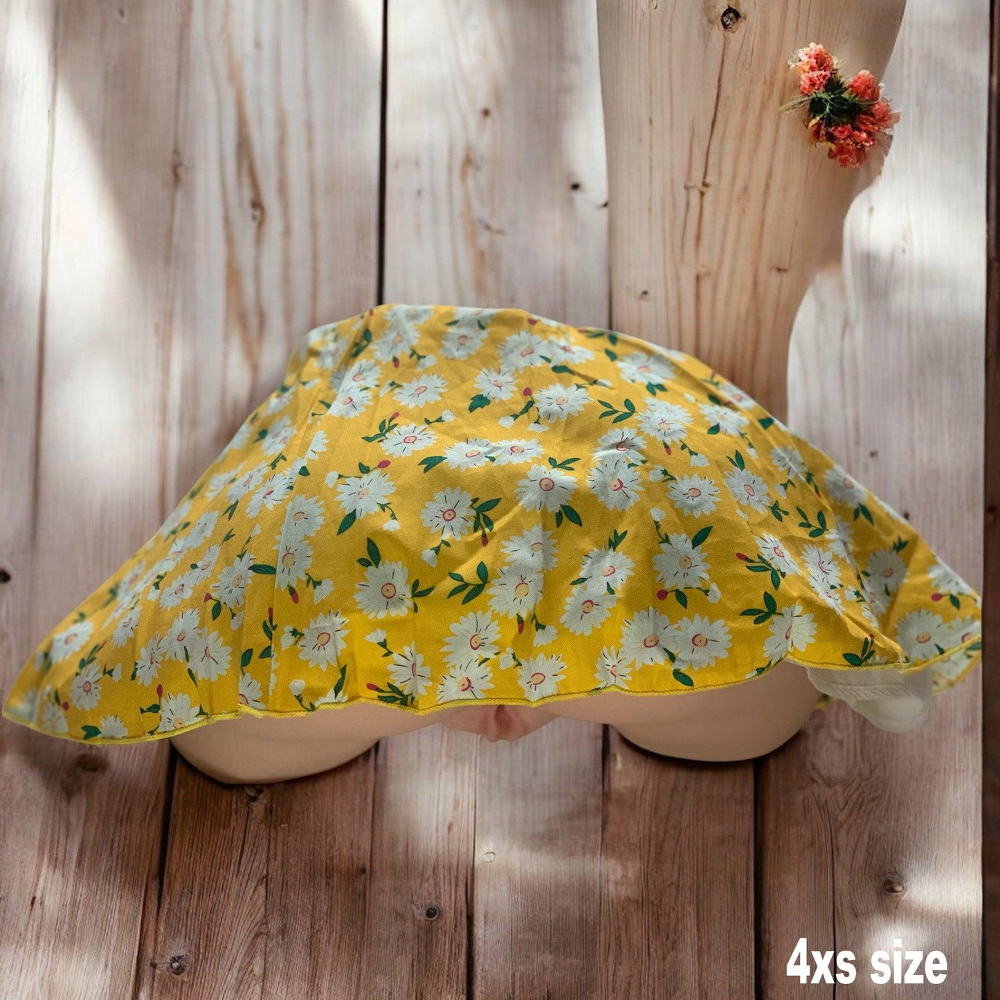 Jupe jaune à fleur - Concept Beauty