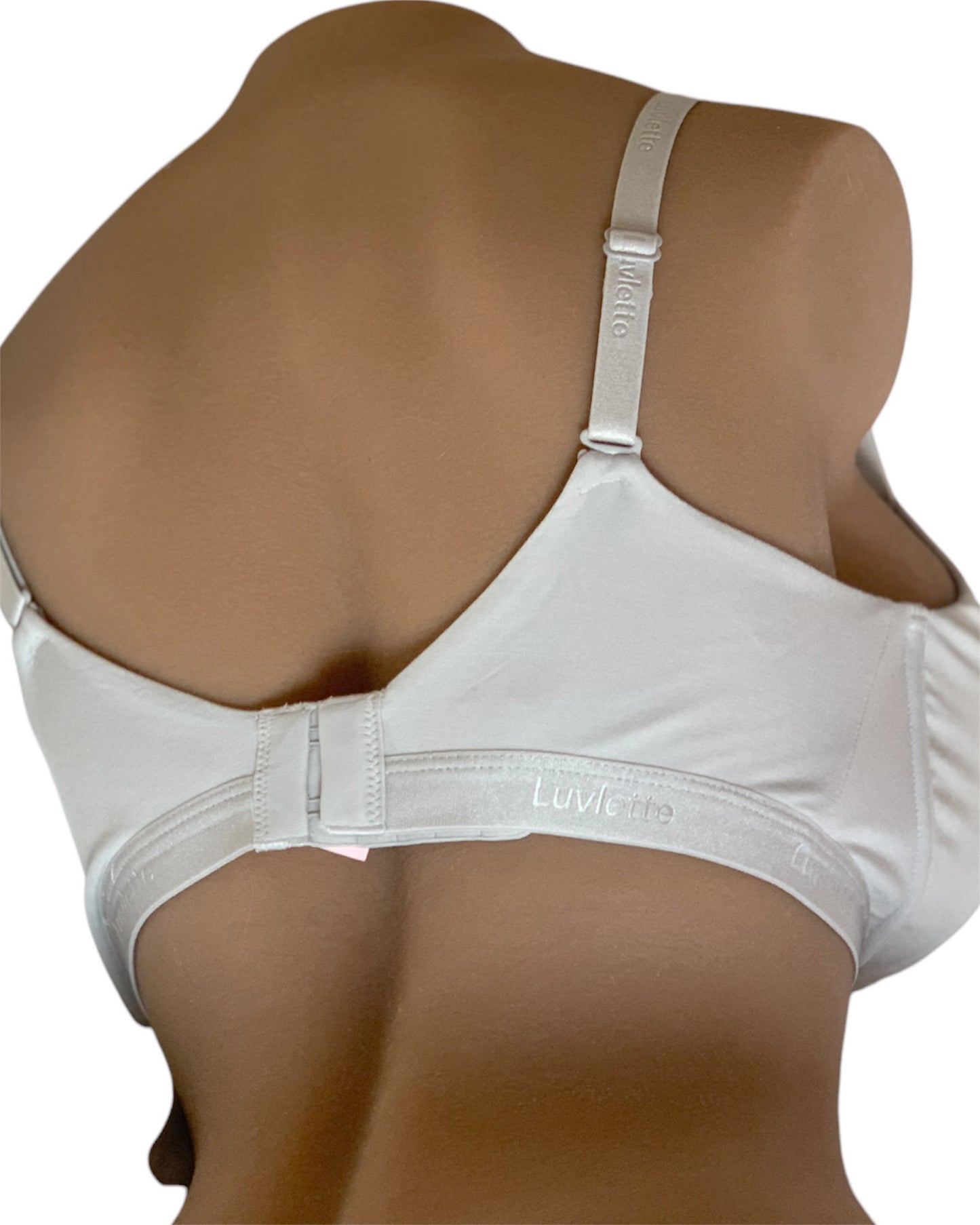 Sport bra wearing by a torso doll from Tantaly