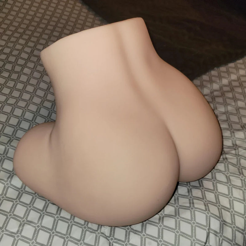 Kylie Review by Vasid12