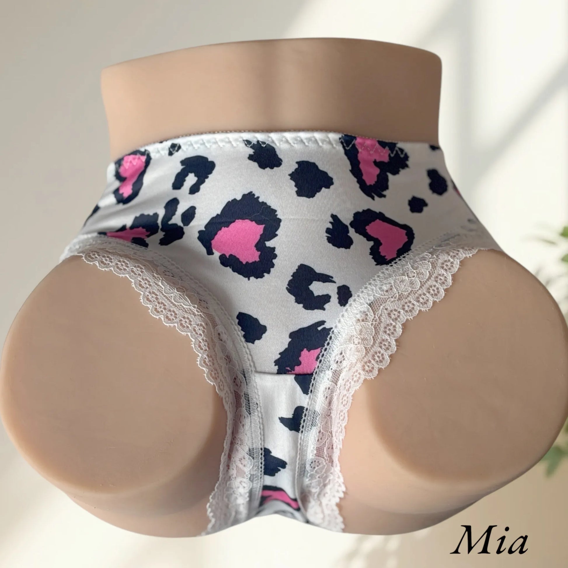 Mia wearing panties leopard pink and white lingerie front view