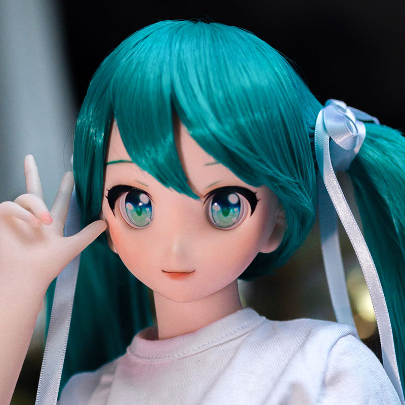 Miku – Mini Doll Classic Anime Look
