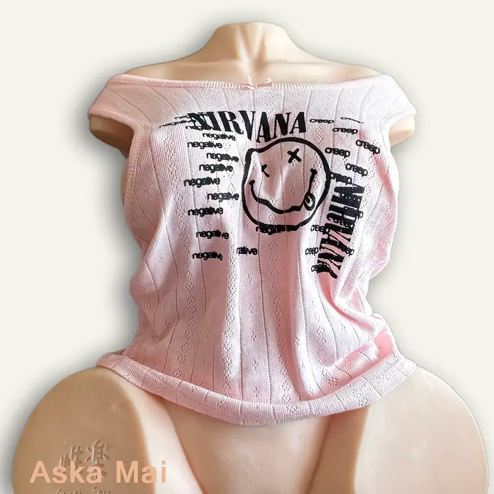 Top Nirvana Rose – Lässige Rebellion