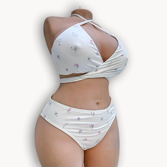 White Floral Bikini - Elegance and Seduction