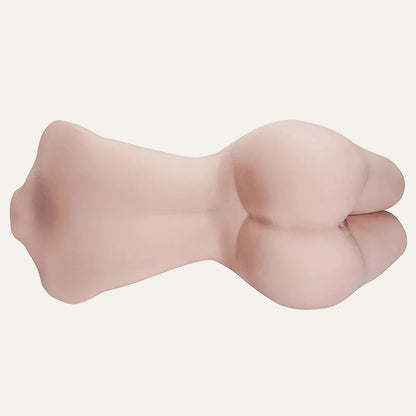 Jennifer – Curvy Temptress with Forbidden Shapes