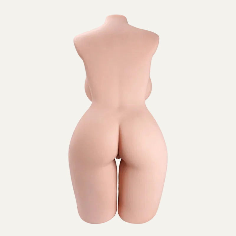 Monroe 2.0–The Sensual Beauty in Every Detail