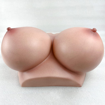 Si-B-86 – XXL Realistic Breasts Sex Torso